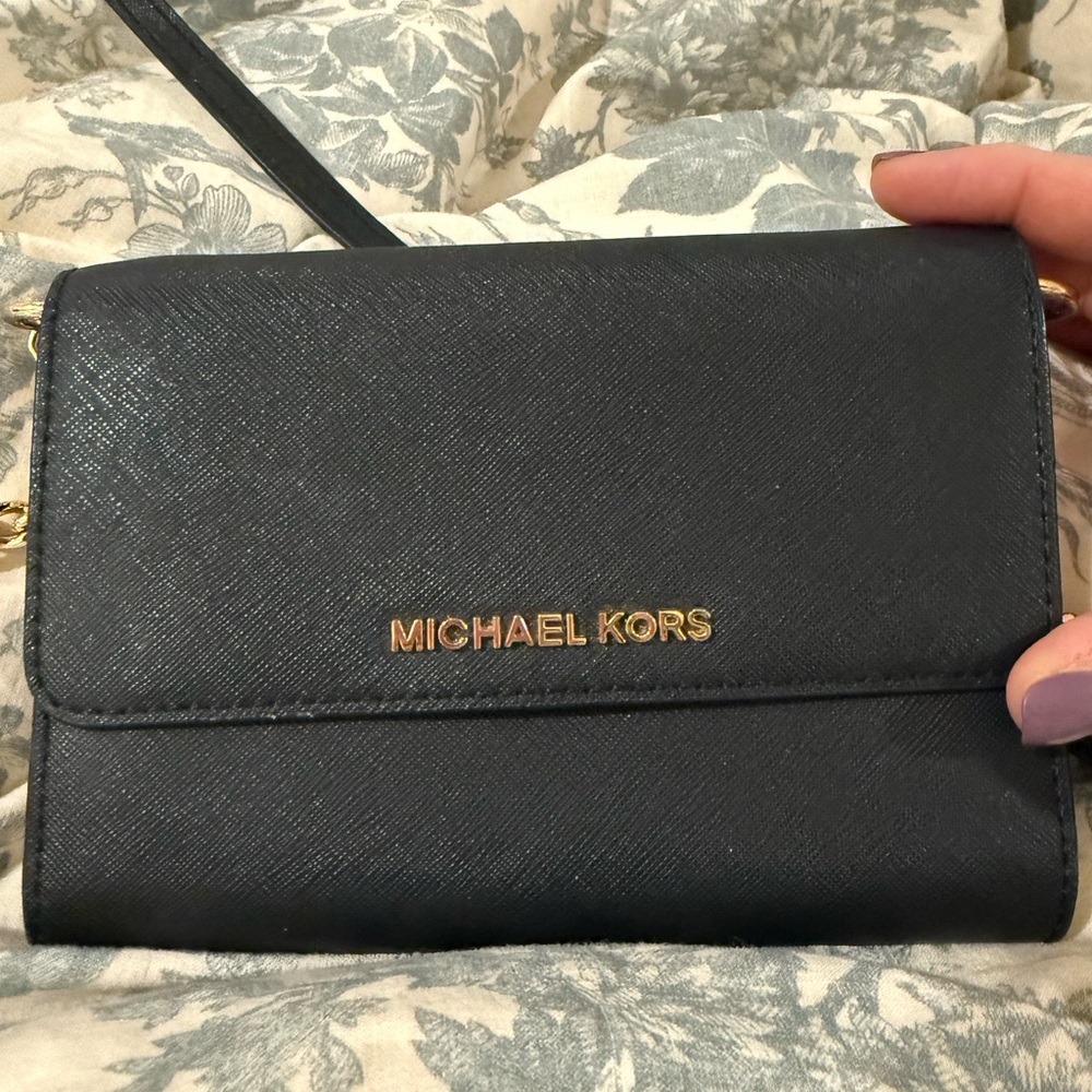 Michael Kors Elegant Black Crossbody Bag